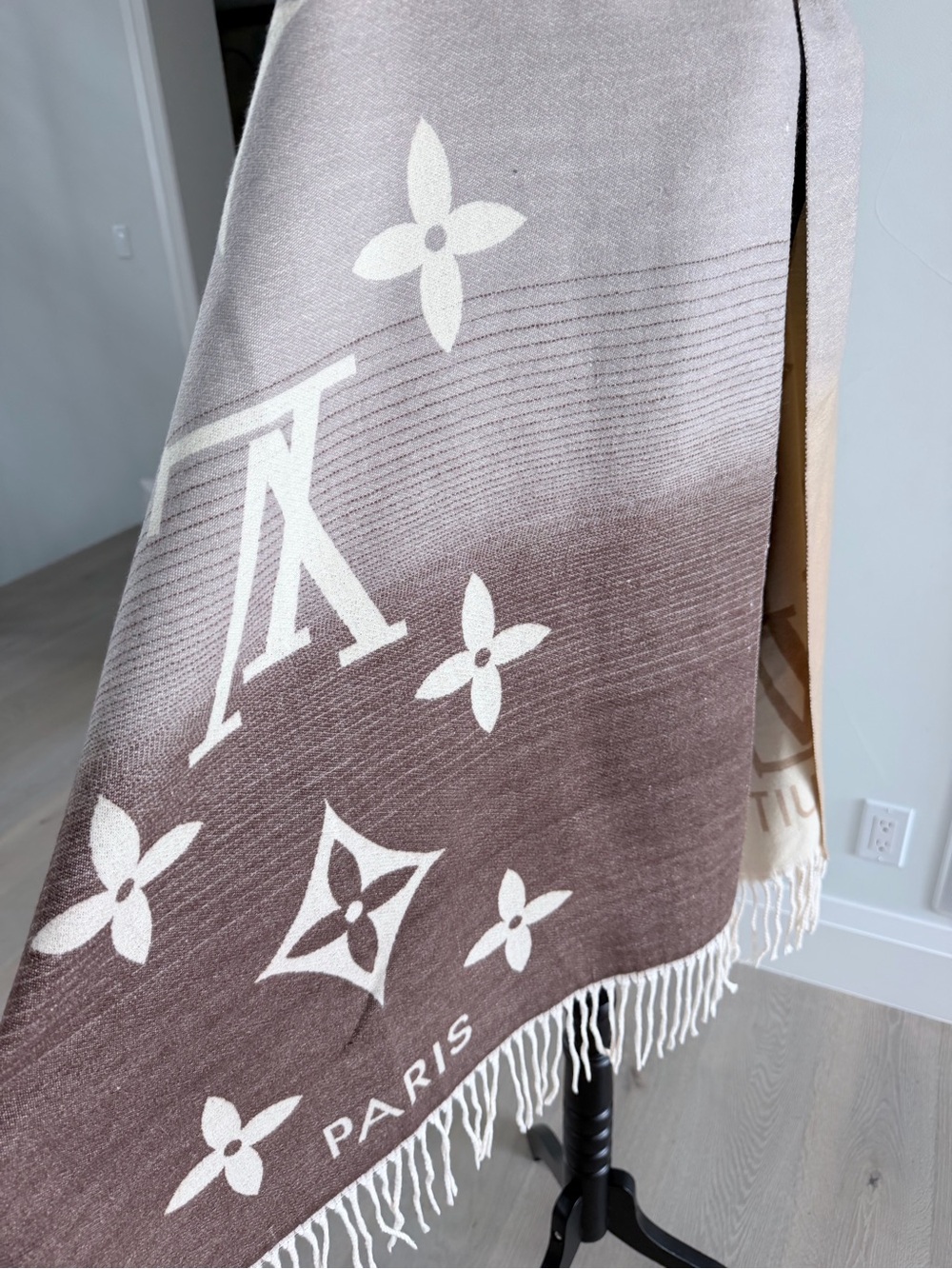 Luxury Gradient Fringe Shawl Scarf- Beige Taupe - Picture 5 of 13